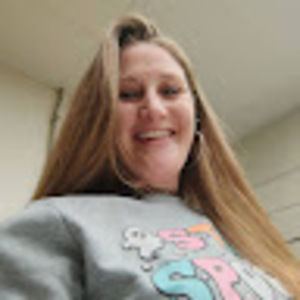 Meet your Posher, Chryssa